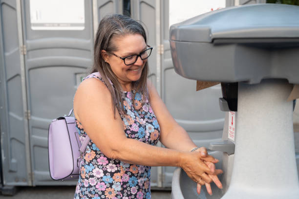 Best Porta potty rental near me  in Charlotte, TX